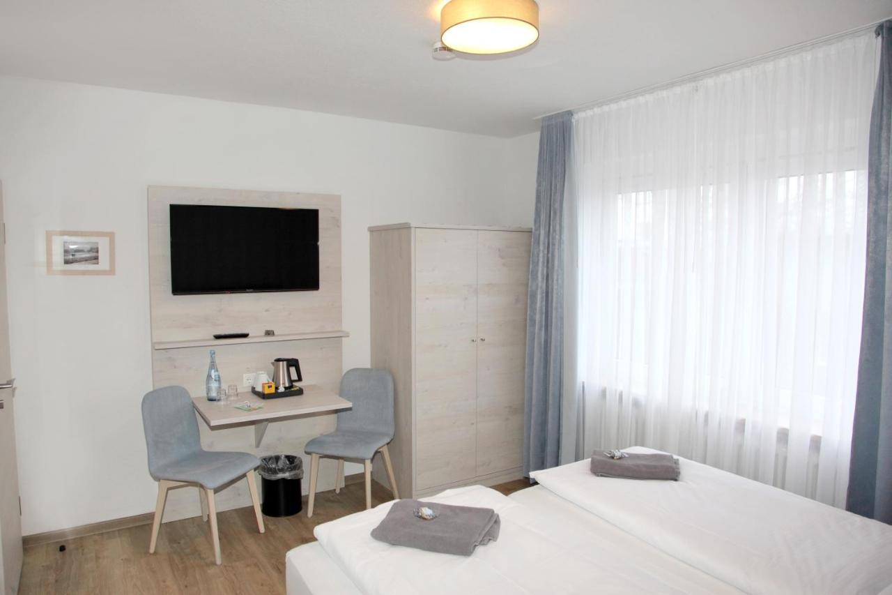 Pension Norddeich&Ferienwohnungen Strandglück Exterior foto
