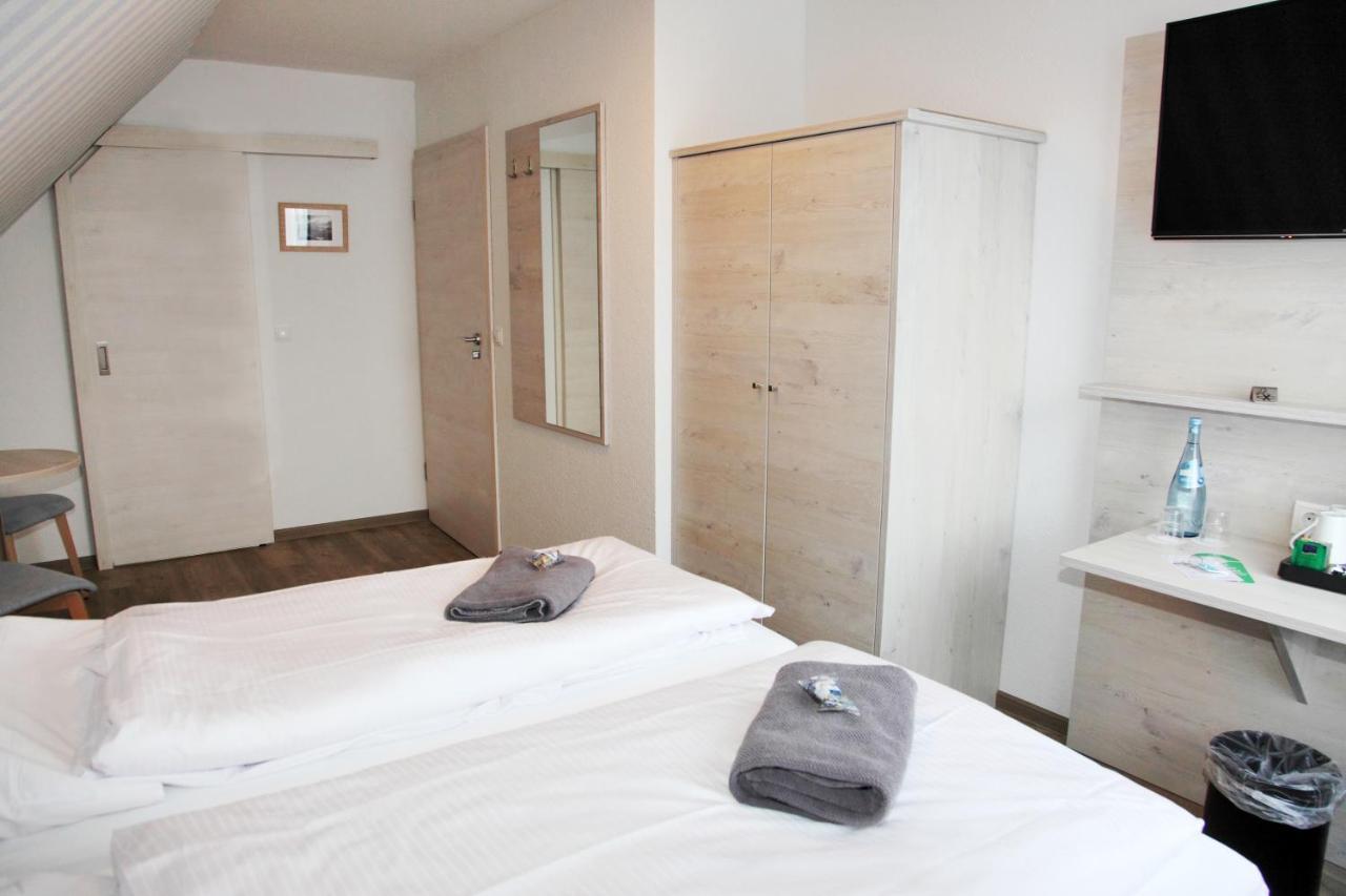 Pension Norddeich&Ferienwohnungen Strandglück Exterior foto